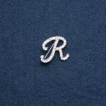 Брошь с инициалом «R» 26×26 мм, цвет металла «серебро»